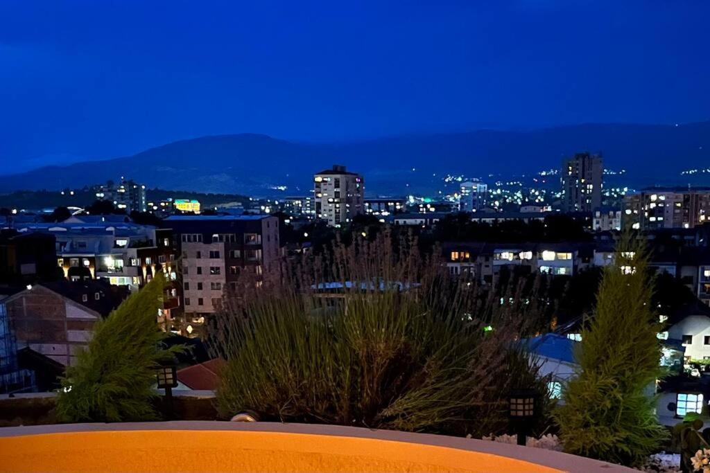The White Soap Rooftop سكوبجي المظهر الخارجي الصورة